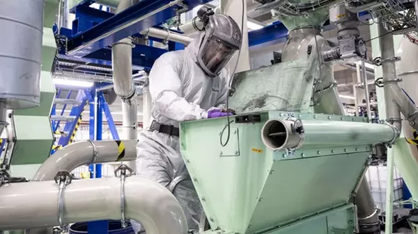 Porsche готовится к регуляторным изменениям в отношении аккумуляторов