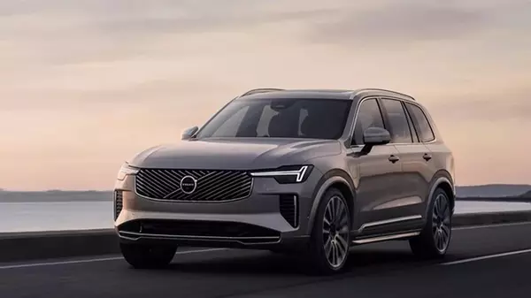 Volvo отзывает гибриды в США из-за риска пожара