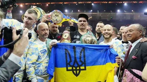 Известный тренер назвал Усика лучшим боксером в истории