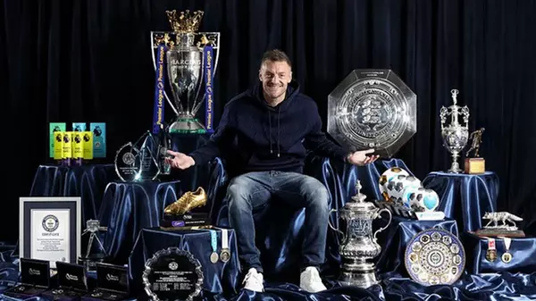 «Уйду, но забивать не перестану»: Джейми Варди уходит из Лестера