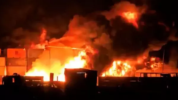 Взрыв в Иране: из-за масштабного пожара уже 8 погибших, пострадавших почти 750