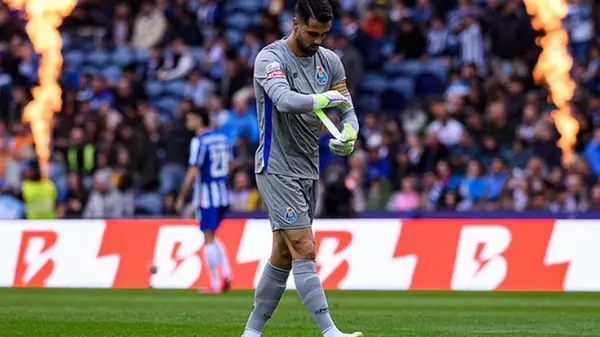 Голкипер Порту согласился перейти в Манчестер Сити