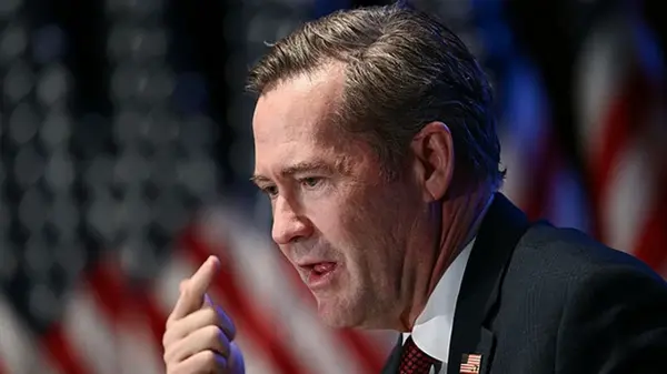 Советник Трампа Волц ушел с должности — СМИ