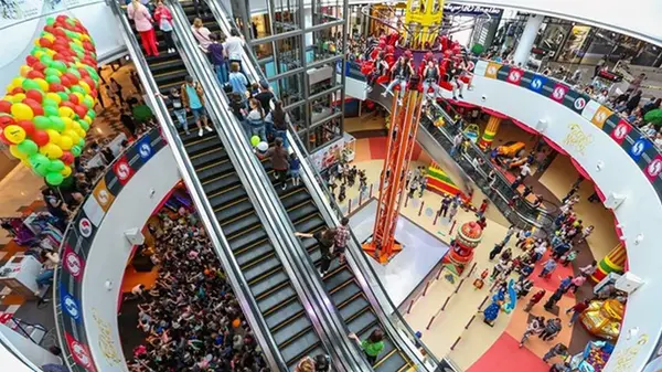 Посольство США предупредило об угрозах взрывов в трех ТЦ в Тбилиси