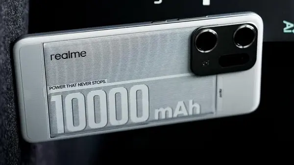 Realme сделала смартфон с батареей 10 000 мАч – он весит меньше Galaxy S25 Ultra