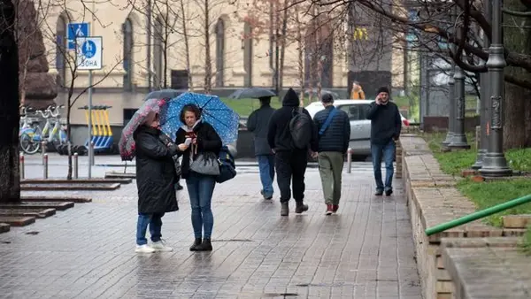 В Украину идет непогода 9 мая: циклон, ливни и даже снег