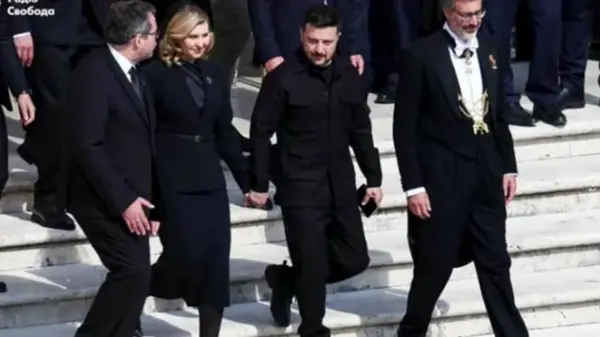 Зеленский прибыл на интронизацию Папы Римского