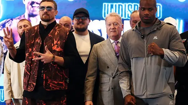 Атлас объяснил, почему Усику нужно опасаться Дюбуа