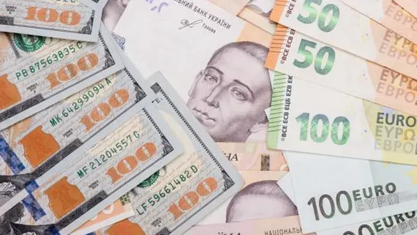 НБУ заморозил курс на уровне 41,5 грн/доллар: чего ждать в ближайшие месяцы