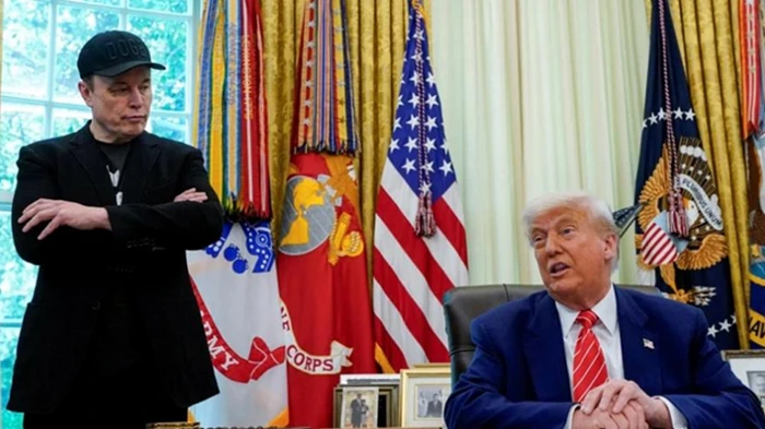 Маск призвал объявить Трампу импичмент, а Маска предлагают депортировать