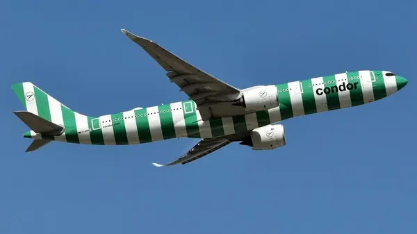 В Германии самолету с пассажирами запретили посадку из-за опоздания на 10 секунд