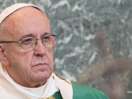 Папа Римский: Лагеря для беженцев в Европе являются концлагерями