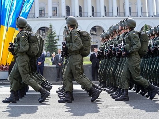 Реальные расходы на украинскую оборону в 2016 году сократились