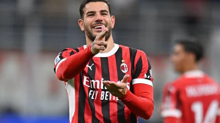 Лидер Милана обсуждает переход в топ-клуб Испании