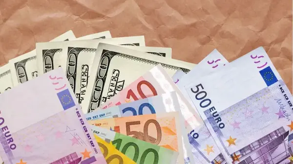 Доллар подорожал после минимума за 1,5 месяца