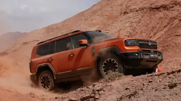 Chery выпустила электрифицированный внедорожник-амфибию с запасом хода 1400 км (фото)