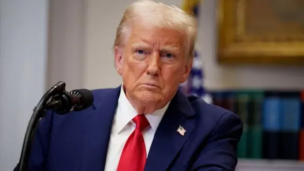 У Трампа готовят указы для развития ИИ в гонке с Китаем, — Reuters