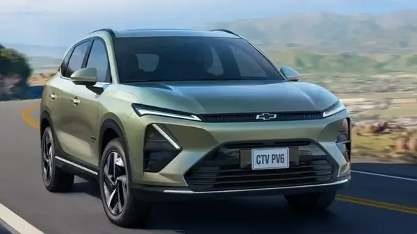 Стильный дизайн и электрификация: рассекречен новый Chevrolet Captiva 2025 (фото)