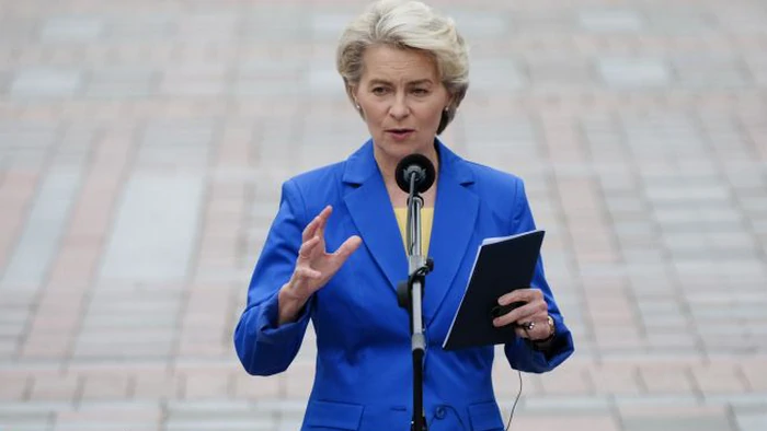 Европарламент отклонил вотум недоверия Урсуле фон дер Ляйен