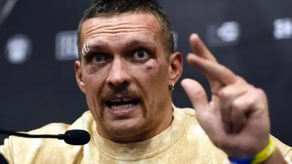 Усик озвучил имя спортсмена, которого считает лидером мирового бокса