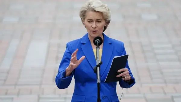 Европарламент отклонил вотум недоверия Урсуле фон дер Ляйен