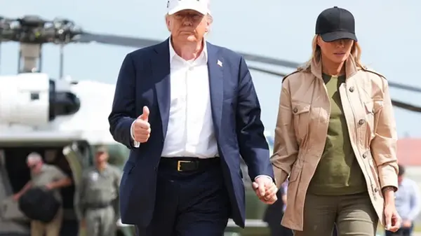 Трамп в Техасе ознакомился с последствиями наводнения