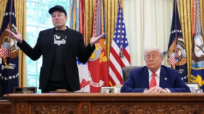 Безос вместо Маска? Трамп ищет альтернативу SpaceX, — Reuters