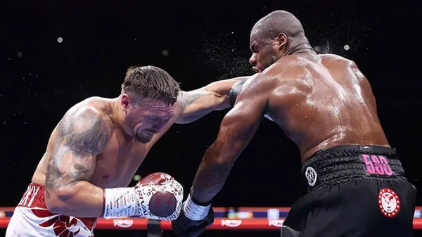 «Усик — выдающийся чемпион»: Отец Дюбуа высказался после поражения сына