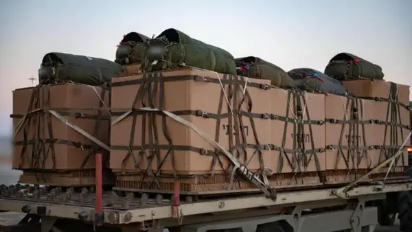 Израиль возобновил сброс гумпомощи в Газе