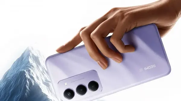 Xiaomi представила бюджетный Redmi 15 с батареей 7000 мАч и геймерским экраном