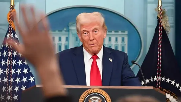 Поведение Трампа вызывает вопросы у экспертов и психиатров, — The Guardian