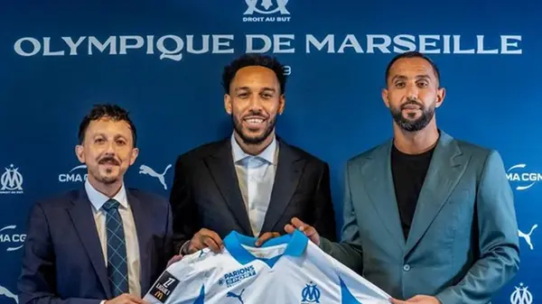 Обамеянг и Франция воссоединились: Марсель принял бывшего игрока