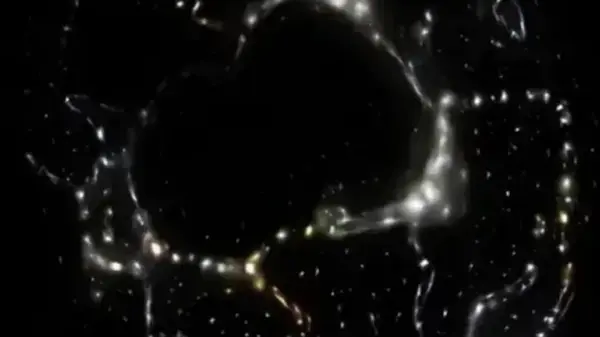 Похоже мы живем в гигантской пустоте: на это указывает «звук» ранней Вселенной