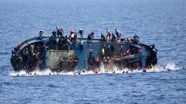 Десятки мигрантов из Египта погибли из-за опрокидования судна