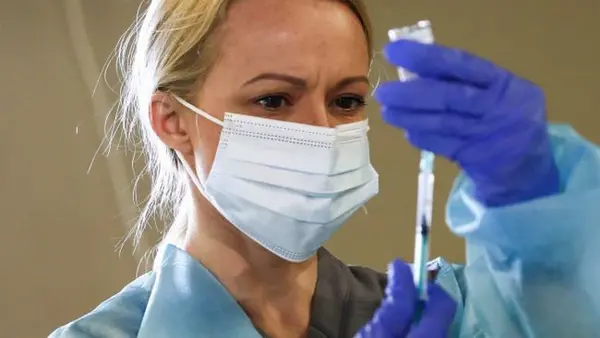 Новый штамм коронавируса Stratus обнаружили в 7 областях Украины и Киеве