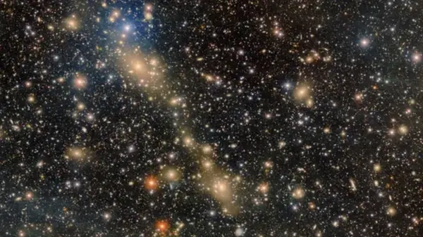 Мост длиной 1 млн световых лет: астрономы увидели перемещение звезд между галактиками