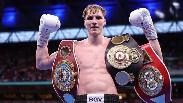 Даниэль Лапин узнал, против кого и когда выйдет на ринг