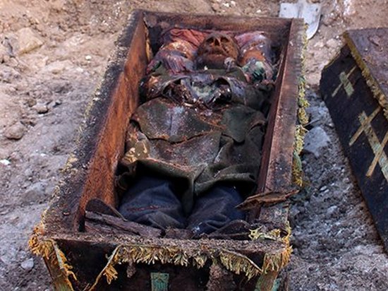 В Турции обнаружили гроб со скелетом генерала армии РФ