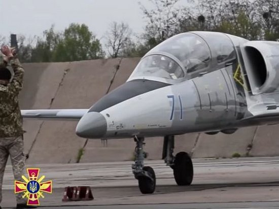 В Сети опубликовали видеоролик тренировки украинских бомбардировщиков