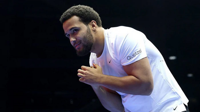 Тренер Итаумы оценил шансы своего боксера в бою с Усиком