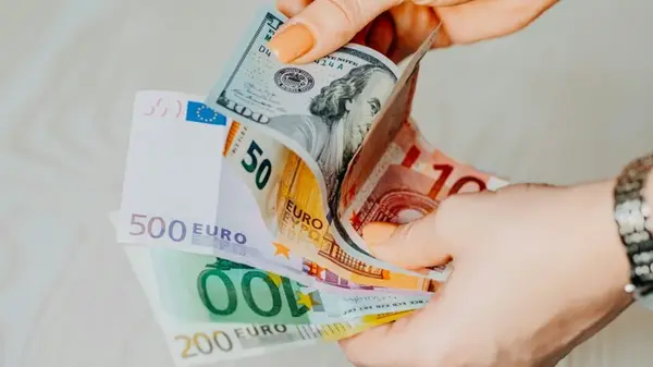 Средняя зарплата украинцев превысит 25 тысяч гривен: прогноз правительства