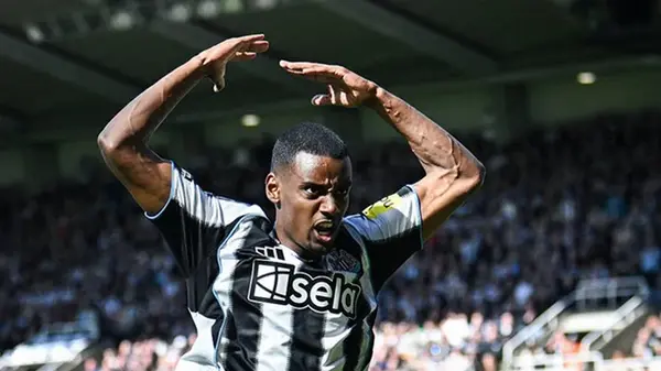 Форвард Ньюкасла решил, останется ли он в клубе