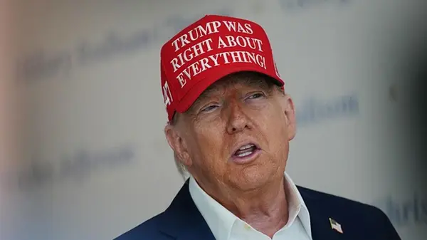 Трамп пригрозил телеканалам NBC и ABC лишением лицензий