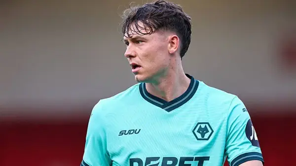 Ньюкасл пытается переманить форварда из АПЛ