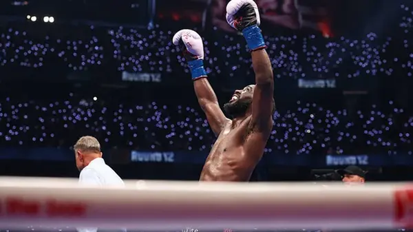 Кроуфорд прокомментировал победу над Альваресом