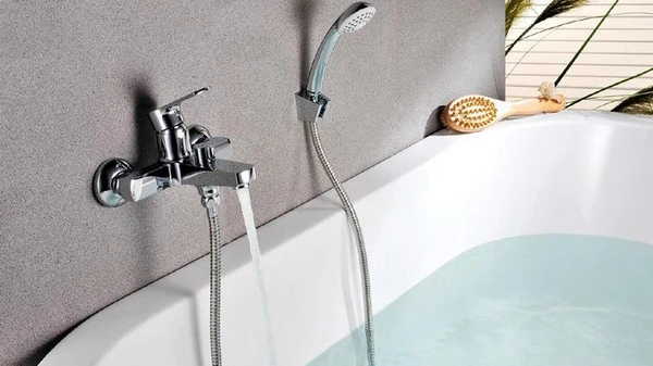 Змішувачі для ванної кімнати: види та вибір