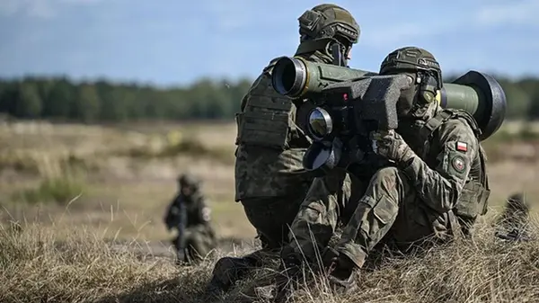 США вооружат Польшу тысячами ракет Javelin