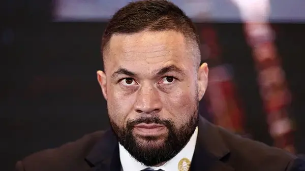 Паркер призвал Усика к действиям