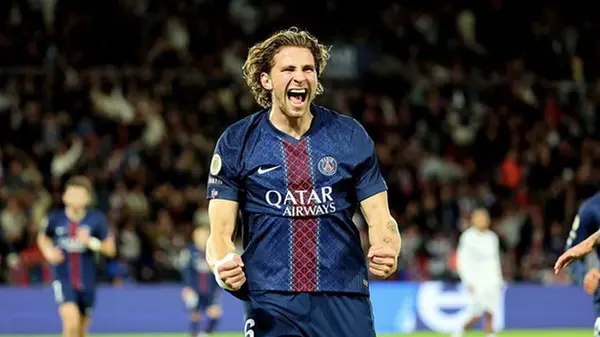 Украинский защитник Забарный после перехода в ПСЖ прибавил в цене