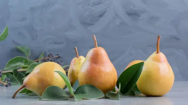 Морозы уничтожили урожай: популярный украинский фрукт будет в дефиците